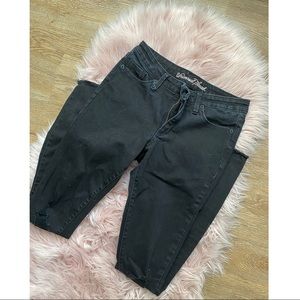 Universal Thread Distressed Black Skinny Jeans